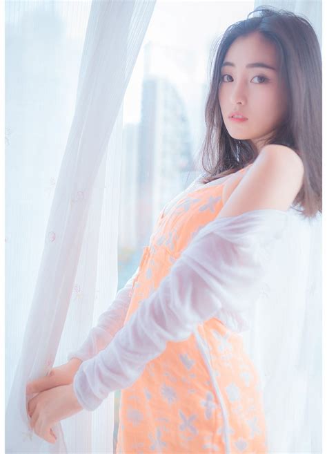 包丽北大真人照